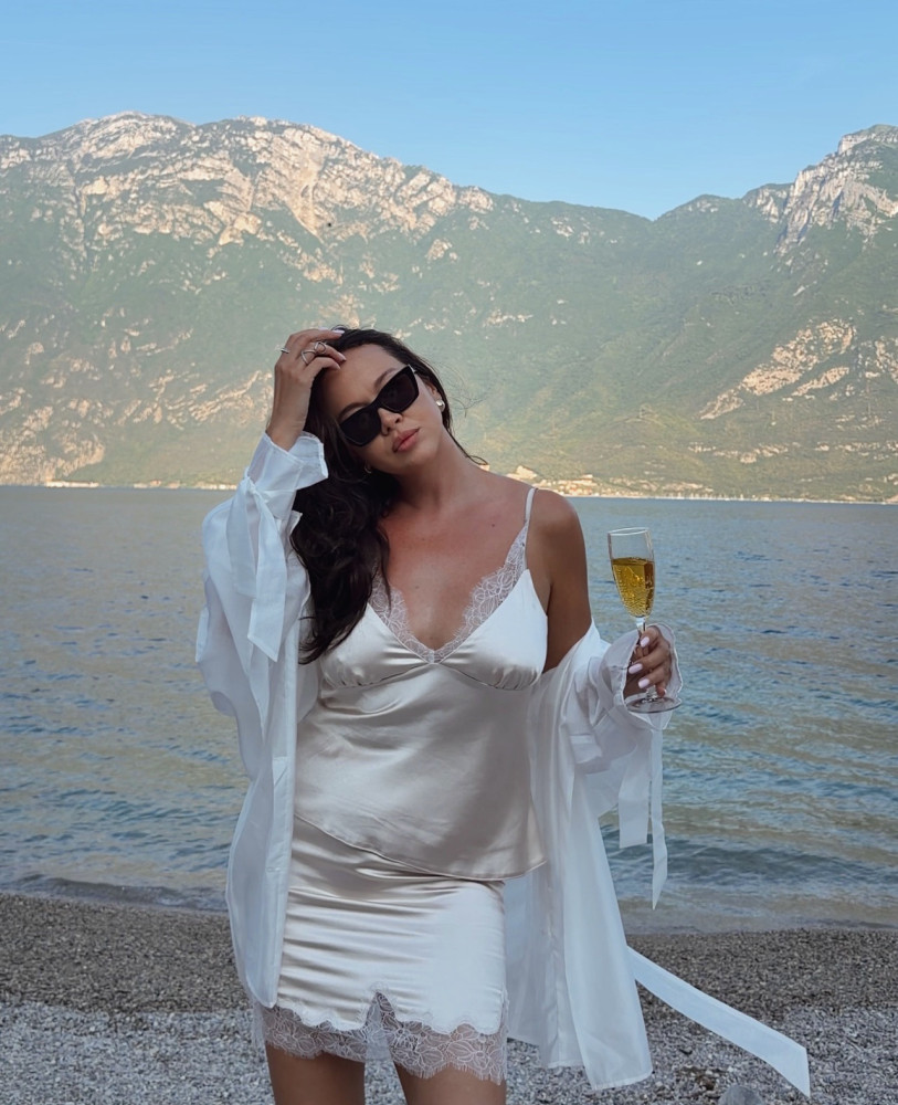 RHEIA ТОП CELINE З ЩІЛЬНОГО ШОВКУ З МЕРЕЖИВОМ КРЕМОВИЙ 