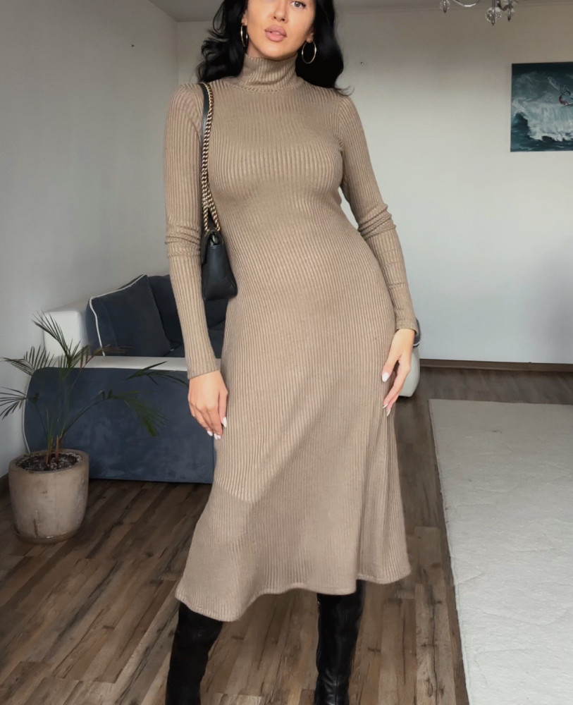 СУКНЯ-ГОЛЬФ КОЛІР БЕЖЕВИЙ